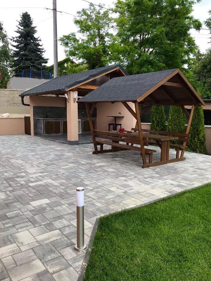 Korall Apartman Balatonfůzfő Extérieur photo