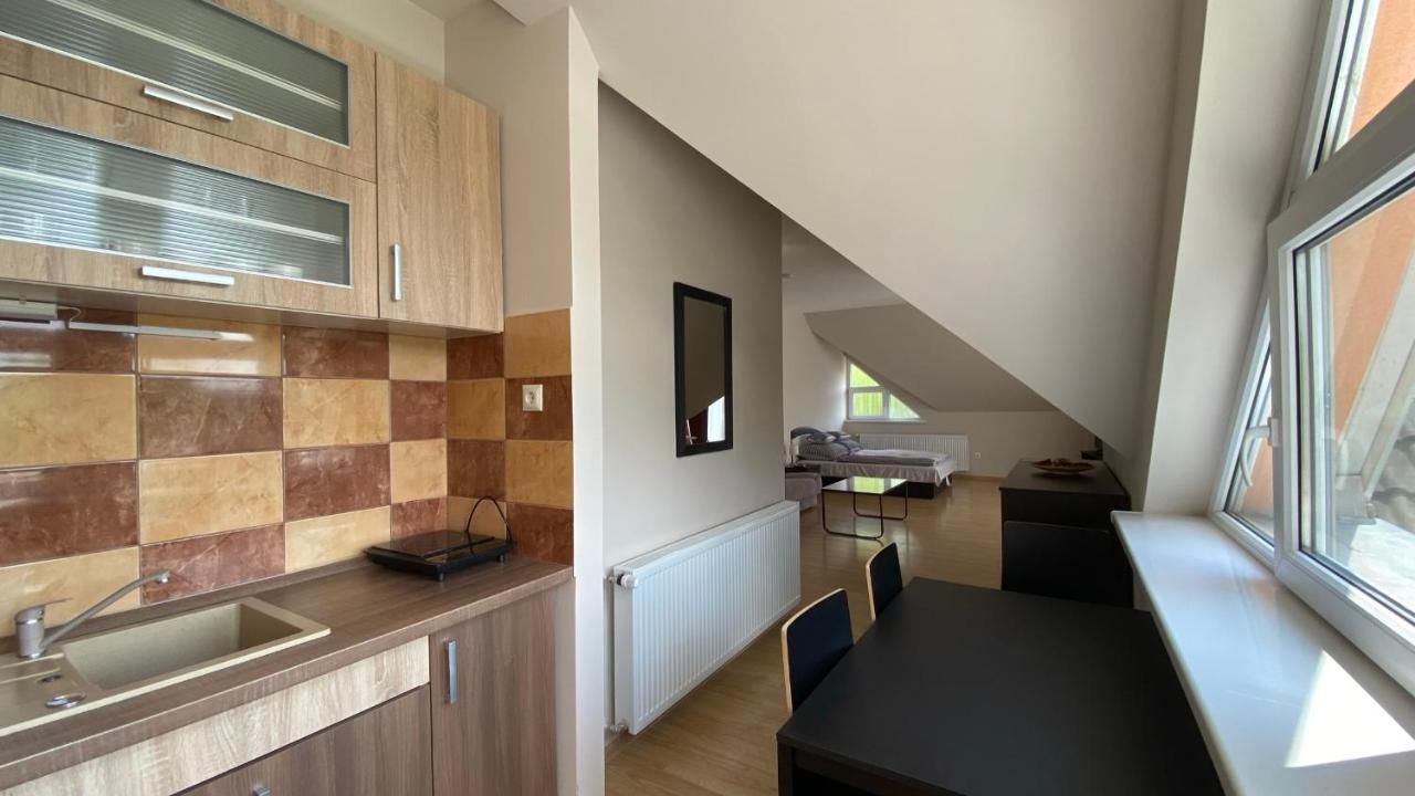 Korall Apartman Balatonfůzfő Extérieur photo