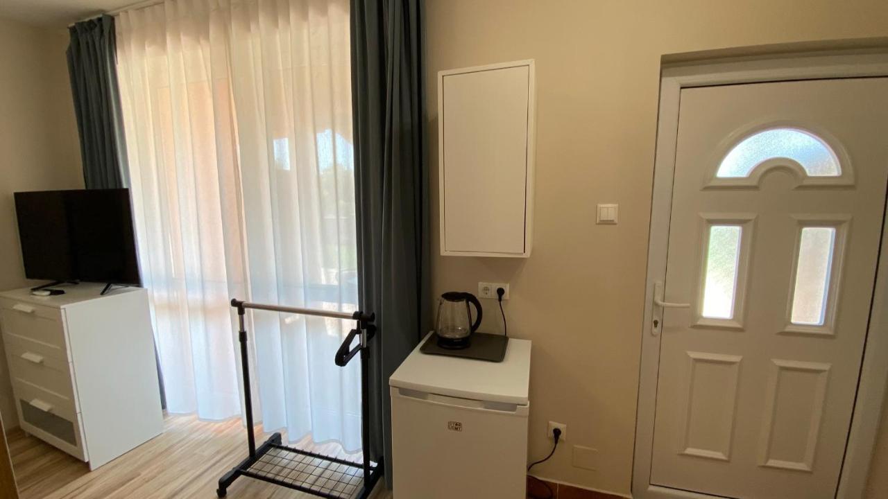 Korall Apartman Balatonfůzfő Extérieur photo
