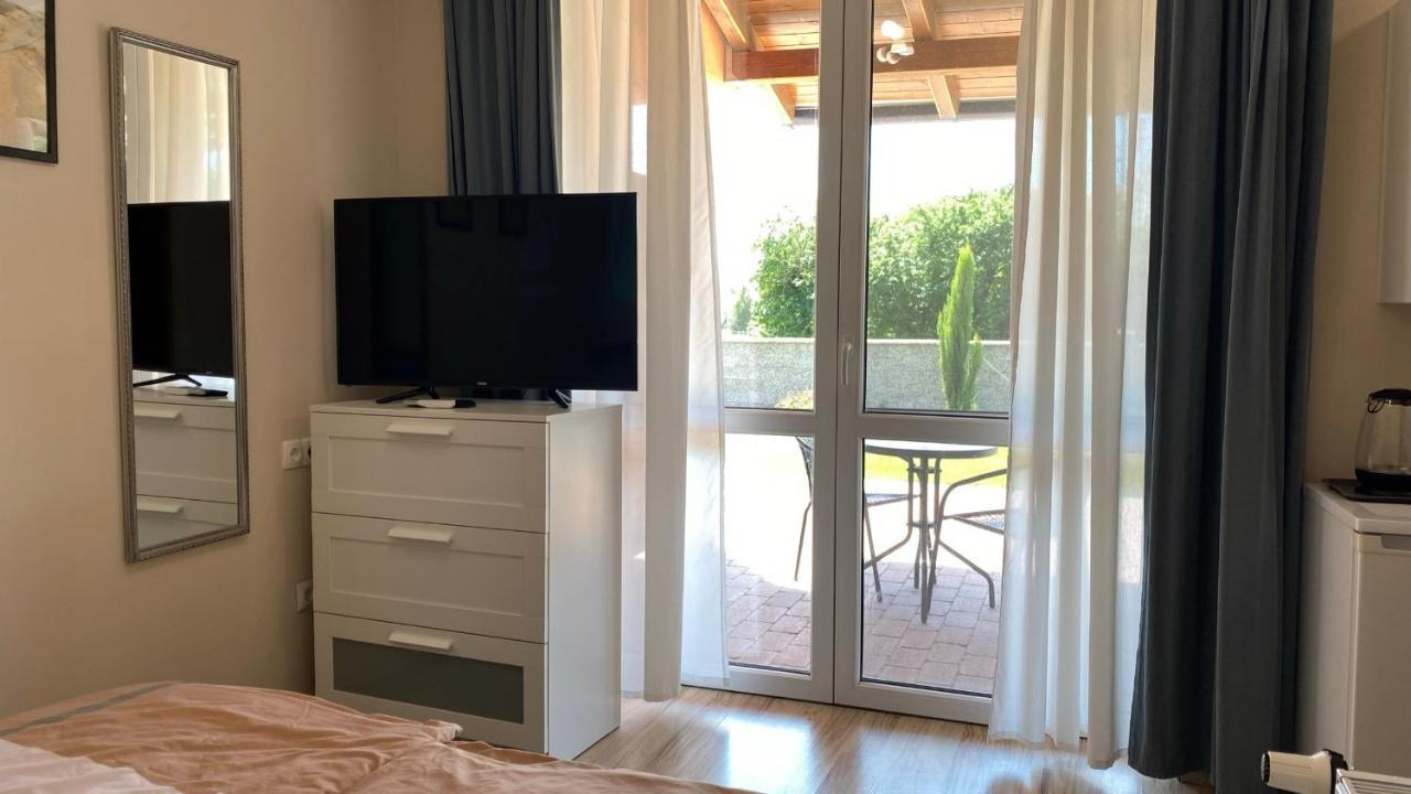 Korall Apartman Balatonfůzfő Extérieur photo