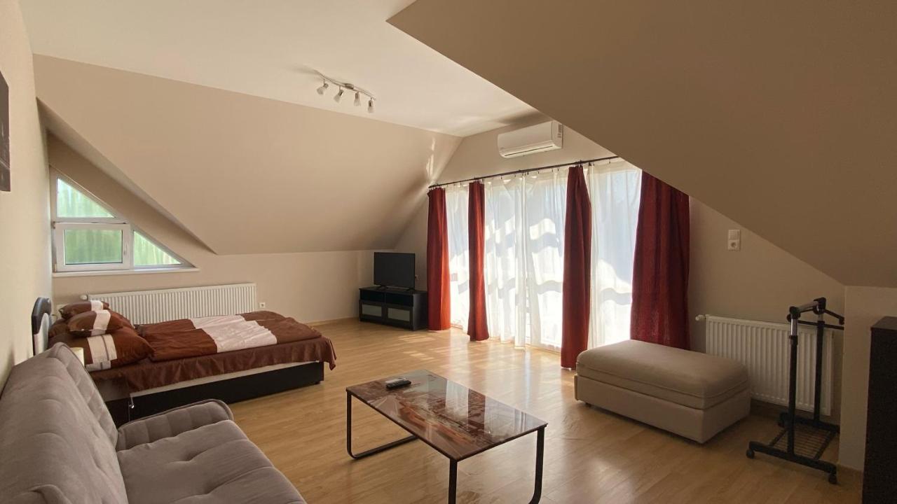 Korall Apartman Balatonfůzfő Extérieur photo