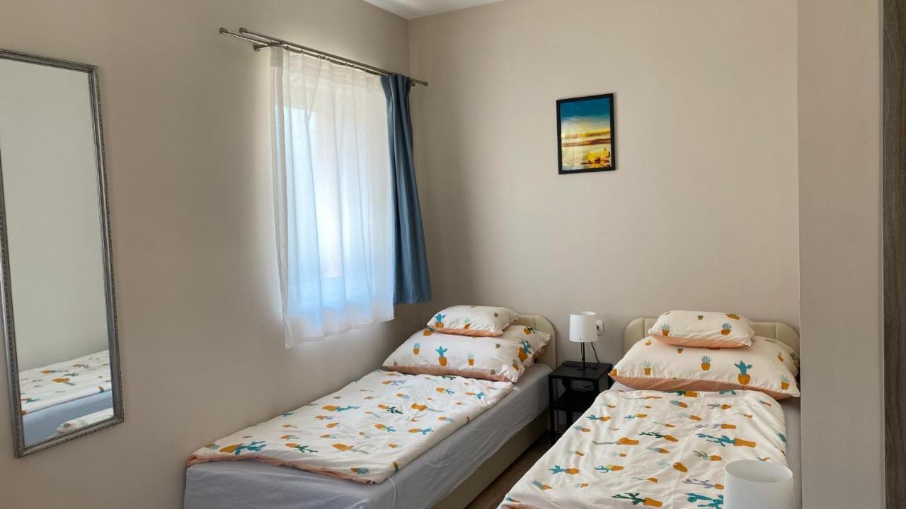 Korall Apartman Balatonfůzfő Extérieur photo