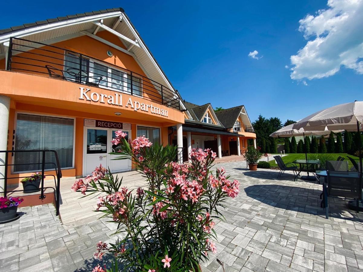 Korall Apartman Balatonfůzfő Extérieur photo