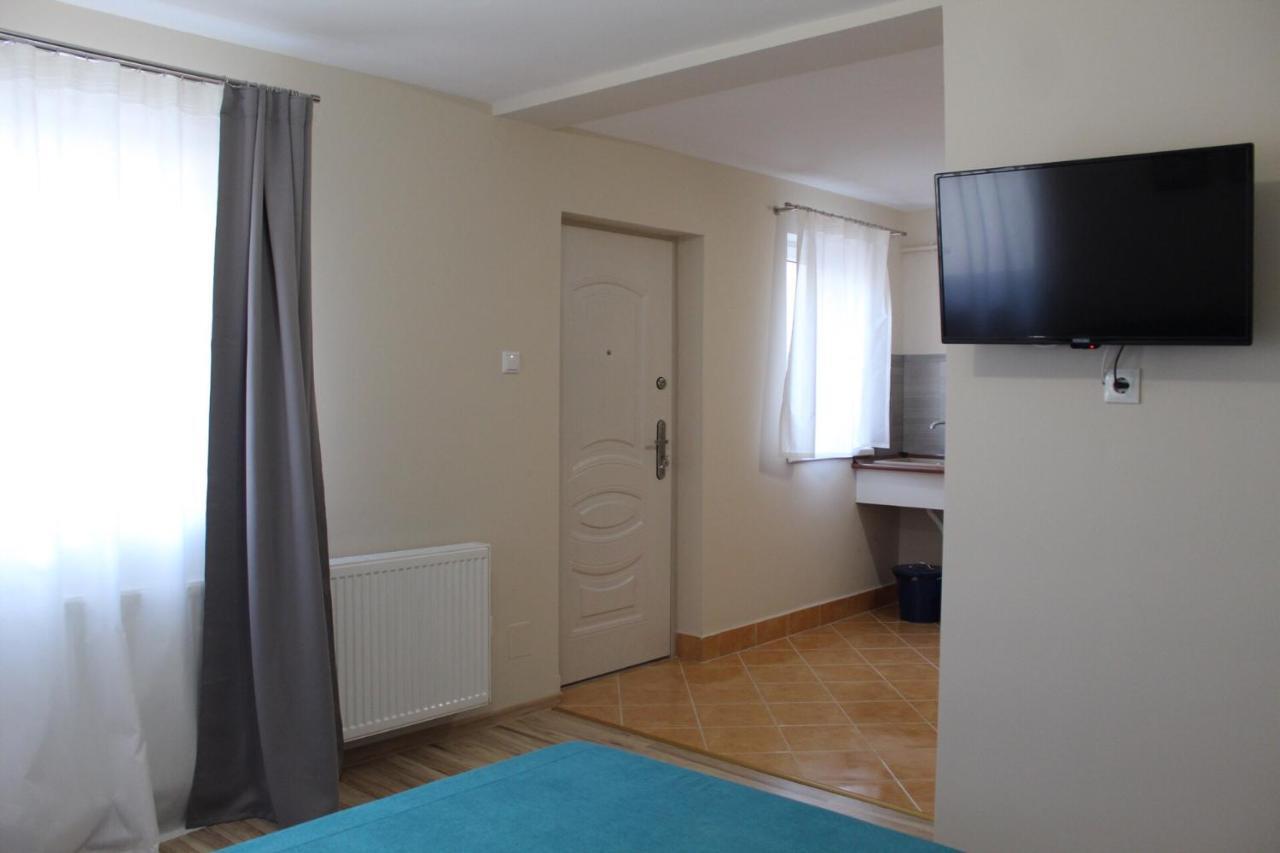 Korall Apartman Balatonfůzfő Extérieur photo